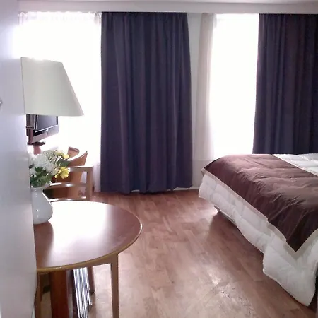 Metropolitain Hotel Parigi